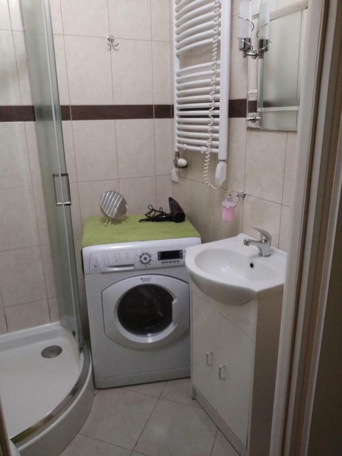 Ap Na Groblach Krakow Bagian luar foto